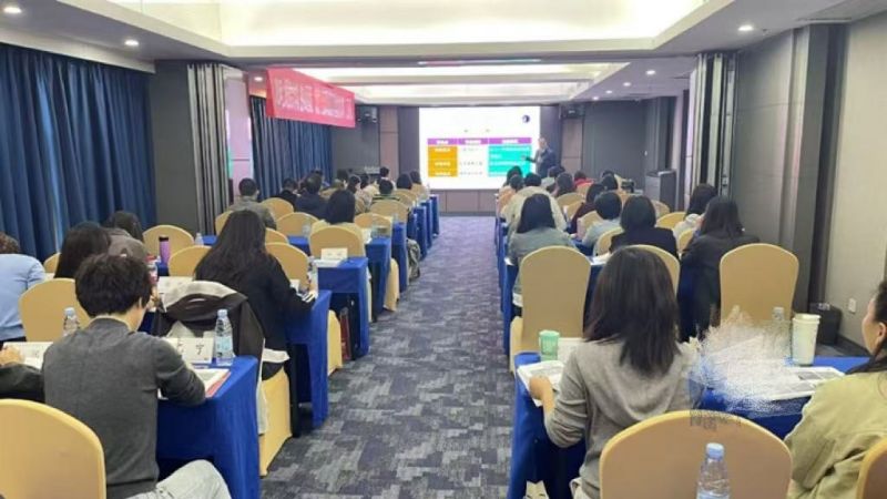 惟精惟一,允执厥中| 教务二部公开课10月行政类课程简报 惟精惟一,允执厥中| 教务二部公开课10月行政类课程简报